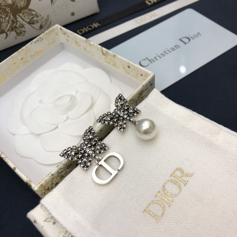 chr1st1an D10r earrings